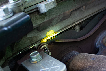 熒光檢漏劑和熒光檢漏燈在汽車行業的應用